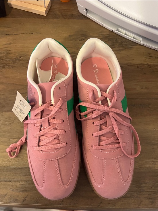 No Boundaries Shoes - No Boundries Pink Sneakers with Green Stripe